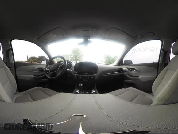 ✅ 2020 Chevrolet Traverse LT Cloth • VIN: 1GNERGKW4LJ118712 • Lot: 42382598. Listed on IAAI with 107,192 mi. Free auction sales archive from the USA and detailed vehicle history report at DreamBid. Image 19.