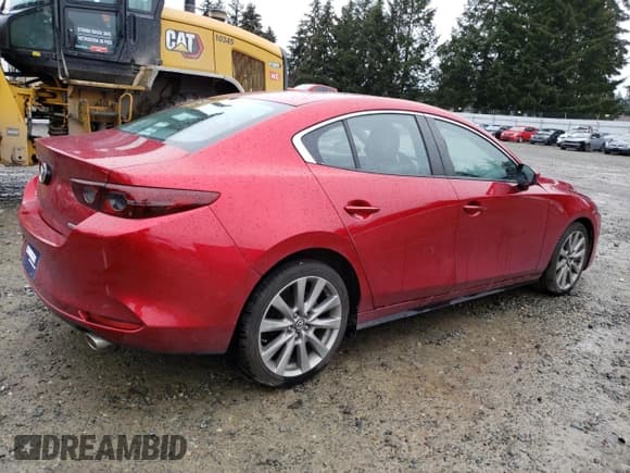 ✅ 2020 Mazda 3 Select • VIN: 3MZBPBCM9LM134955 • Лот: 45548245. Опубликован ранее на Copart с пробегом 45 761 миль. Бесплатный доступ к архиву аукционных продаж из США и подробный отчёт об истории автомобиля на DreamBid. Изображение 3.