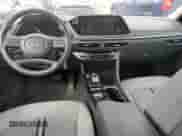 ✅ 2021 Hyundai Sonata SE • VIN: 5NPEG4JAXMH131140 • Lot: 42799173. Wystawiony na Copart z przebiegiem Nie podano mil. Skorzystaj z bezpłatnego archiwum sprzedaży aukcyjnych z USA i zobacz szczegółowy raport historii pojazdu na DreamBid. Zdjęcie 8.