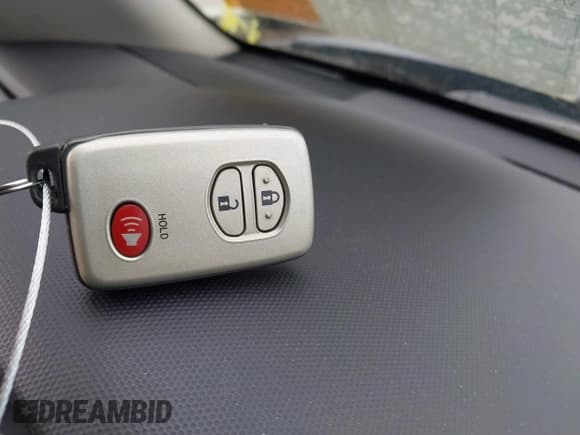 ✅ 2018 Toyota 4Runner SR5 • VIN: JTEBU5JR5J5528964 • Lot: 42752743. Wystawiony na IAAI z przebiegiem 140 649 mil. Bezpłatny archiwum sprzedaży aukcyjnych z USA i szczegółowy raport historii pojazdu na DreamBid. Zdjęcie 11.