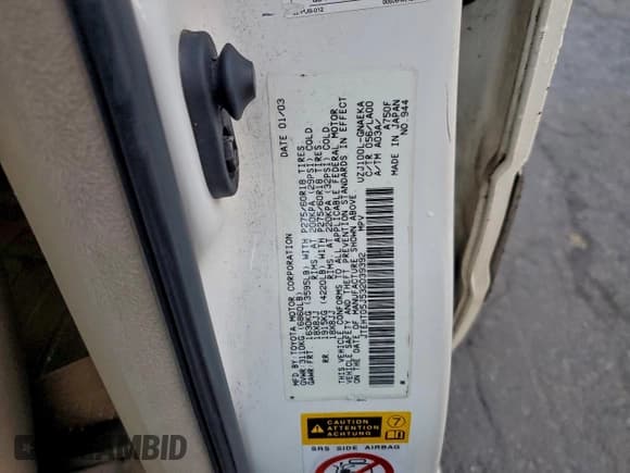 ✅ 2003 Toyota Land Cruiser • VIN: JTEHT05J532039392 • Lot: 94470905. Wystawiony na Copart z przebiegiem 261 843 mil. Bezpłatny archiwum sprzedaży aukcyjnych z USA i szczegółowy raport historii pojazdu na DreamBid. Zdjęcie 13.