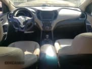 ✅ 2017 Hyundai Santa Fe 2.4L • VIN: 5XYZUDLB6HG427284 • Лот: 49941423. Опубликован ранее на Copart с пробегом Не указан. Бесплатный доступ к архиву аукционных продаж из США и подробный отчёт об истории автомобиля на DreamBid. Изображение 8.