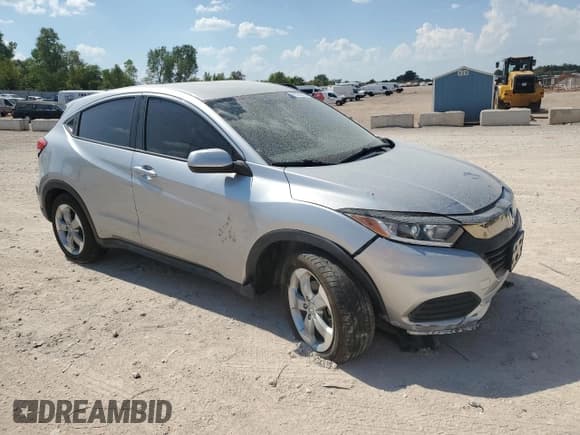 ✅ 2019 Honda HR-V LX • VIN: 3CZRU5H34KG705139 • Lot: 81243035. Wystawiony na Copart z przebiegiem 101 563 mil. Bezpłatny archiwum sprzedaży aukcyjnych z USA i szczegółowy raport historii pojazdu na DreamBid. Zdjęcie 4.