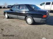 ✅ 1990 Mercedes-Benz 190 • VIN: WDBDA29D6LF724825 • Lot: 87949725. Wystawiony na Copart z przebiegiem 88 957 mil. Bezpłatny archiwum sprzedaży aukcyjnych z USA i szczegółowy raport historii pojazdu na DreamBid. Zdjęcie 2.
