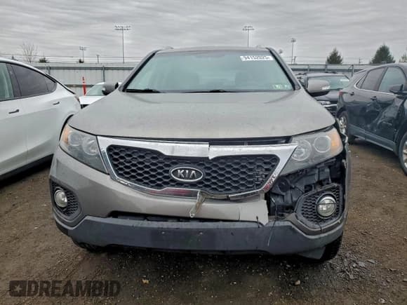 ✅ 2012 Kia Sorento LX • VIN: 5XYKTDA68CG286253 • Лот: 94152025. Опубликован ранее на Copart с пробегом 193 621 миль. Бесплатный доступ к архиву аукционных продаж из США и подробный отчёт об истории автомобиля на DreamBid. Изображение 5.