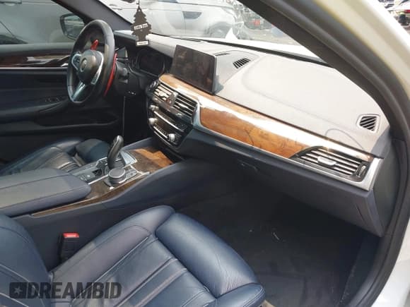 ✅ 2017 BMW 5 Series 540i xDrive • VIN: WBAJE7C37HG479327 • Lot: 42456842. Listed on IAAI with 95,382 mi. Free auction sales archive from the USA and detailed vehicle history report at DreamBid. Image 5.
