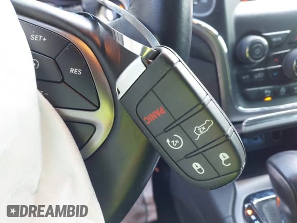 ✅ 2019 Jeep Grand Cherokee Upland • VIN: 1C4RJFAG5KC608293 • Lot: 41989929. Listed on IAAI with 129,229 mi. Free auction sales archive from the USA and detailed vehicle history report at DreamBid. Image 11.