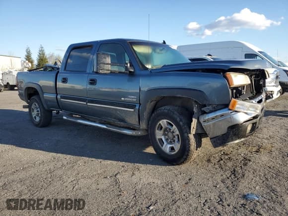 ✅ 2006 Chevrolet Silverado 2500HD LT2 • VIN: 1GCHK23D46F220352 • Lot: 48016075. Wystawiony na Copart z przebiegiem 190 419 mil. Bezpłatny archiwum sprzedaży aukcyjnych z USA i szczegółowy raport historii pojazdu na DreamBid. Zdjęcie 4.