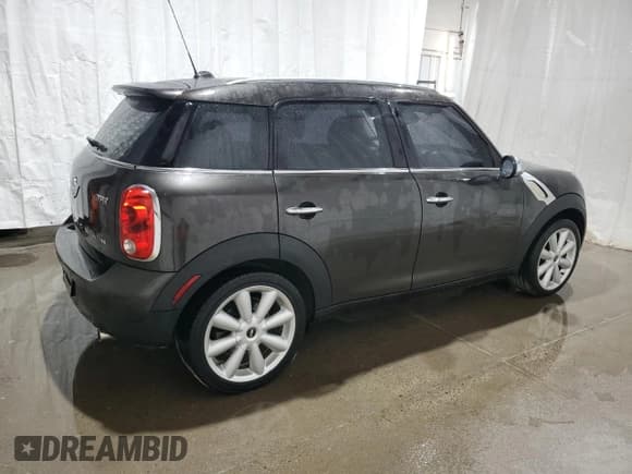 ✅ 2015 MINI Countryman • VIN: WMWZB3C52FWR43942 • Lot: 71099955. Listed on Copart with 59,517 mi. Free auction sales archive from the USA and detailed vehicle history report at DreamBid. Image 3.