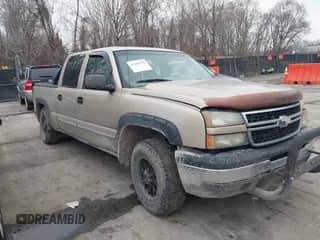 2006 Chevrolet Silverado 1500 LT1 с VIN 2GCEK13T261211113, выставлен на аукционе IAAI как лот 41541256 с пробегом 241 415 миль миль и . История ставок и продаж доступна на DreamBid. Изображение 1.