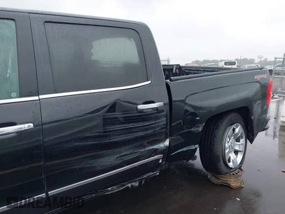 2017 Chevrolet Silverado 1500 LTZ with VIN 3GCUKSEC1HG419279, listed as a IAAI auction lot 43150941 with 240,491 mi miles and . Bid and sale history available at DreamBid. Image 18.