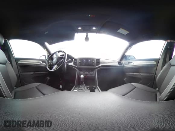 ✅ 2020 Volkswagen Atlas SE • VIN: 1V2YE2CA5LC228064 • Лот: 41565385. Опубликован ранее на IAAI с пробегом 73 379 миль. Бесплатный доступ к архиву аукционных продаж из США и подробный отчёт об истории автомобиля на DreamBid. Изображение 20.