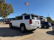 ✅ 2019 Chevrolet Tahoe LT • VIN: 1GNSKBKC9KR367927 • Lot: 93285625. Wystawiony na Copart z przebiegiem 163 320 mil. Bezpłatny archiwum sprzedaży aukcyjnych z USA i szczegółowy raport historii pojazdu na DreamBid. Zdjęcie 3.