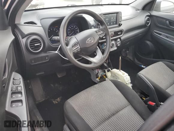 ✅ 2018 Hyundai Kona SE • VIN: KM8K12AA7JU091492 • Лот: 76445254. Опубликован ранее на Copart с пробегом 39 552 миль. Бесплатный доступ к архиву аукционных продаж из США и подробный отчёт об истории автомобиля на DreamBid. Изображение 8.