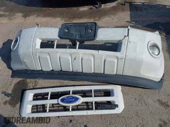 ✅ 2011 Ford Escape Hybrid • VIN: 1FMCU4K37BKC68370 • Lot: 41895193. Wystawiony na IAAI z przebiegiem 220 321 mil. Bezpłatny archiwum sprzedaży aukcyjnych z USA i szczegółowy raport historii pojazdu na DreamBid. Zdjęcie 12.