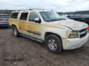 ✅ 2007 Chevrolet Suburban LT • VIN: 1GNFC16J97J228646 • Lot: 43503917. Wystawiony na IAAI z przebiegiem 247 877 mil. Bezpłatny archiwum sprzedaży aukcyjnych z USA i szczegółowy raport historii pojazdu na DreamBid. Zdjęcie 1.