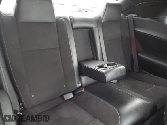 ✅ 2023 Dodge Challenger GT • VIN: 2C3CDZKG2PH512756 • Lot: 43626525. Wystawiony na Copart z przebiegiem 21 533 mil. Bezpłatny archiwum sprzedaży aukcyjnych z USA i szczegółowy raport historii pojazdu na DreamBid. Zdjęcie 10.