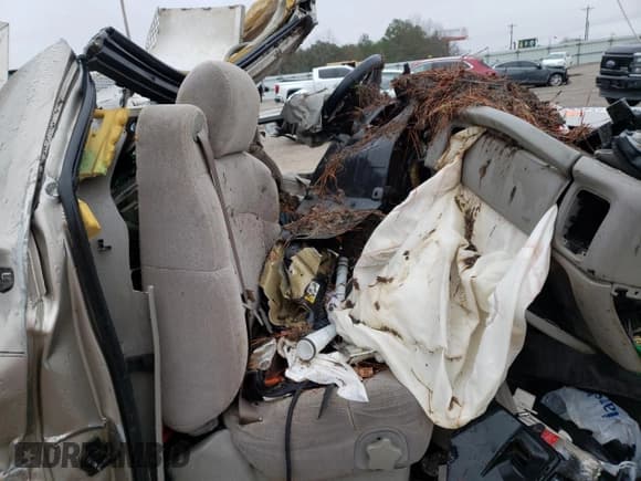 ✅ 2000 Chevrolet Silverado 1500 LS • VIN: 1GCEK14T8YZ348565 • Лот: 88109615. Опубликован ранее на Copart с пробегом Не указан. Бесплатный доступ к архиву аукционных продаж из США и подробный отчёт об истории автомобиля на DreamBid. Изображение 10.