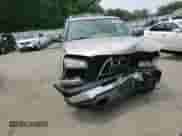 2004 Chevrolet Silverado 1500 LS z VIN 1GCEC14T54E186571, wystawiony jako Copart lot #60991645 z przebiegiem 308 569 mil mil oraz Szkoda całkowita • Salvage title. Historia ofert i sprzedaży dostępna na DreamBid. Obrazek 14.