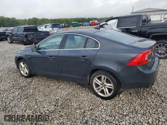 ✅ 2015 Volvo S60 T5 Drive-E Premier • VIN: YV140MFB9F1307956 • Lot: 85369055. Wystawiony na Copart z przebiegiem 71 927 mil. Bezpłatny archiwum sprzedaży aukcyjnych z USA i szczegółowy raport historii pojazdu na DreamBid. Zdjęcie 2.