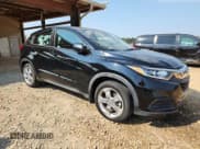 ✅ 2021 Honda HR-V LX • VIN: 3CZRU5H3XMM714044 • Lot: 80326105. Wystawiony na Copart z przebiegiem 68 349 mil. Bezpłatny archiwum sprzedaży aukcyjnych z USA i szczegółowy raport historii pojazdu na DreamBid. Zdjęcie 4.