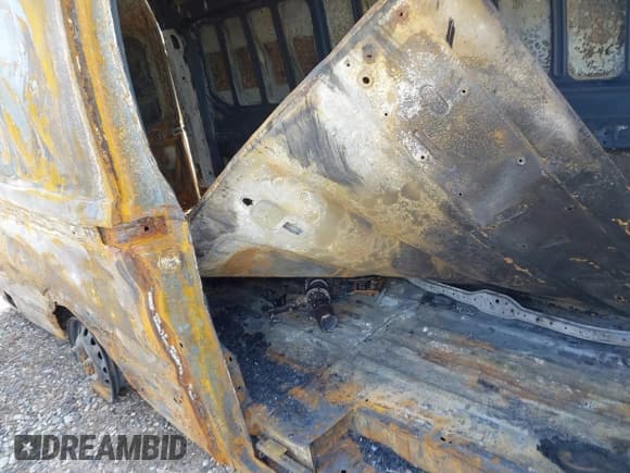 ✅ 2022 Ford Transit Cargo • VIN: 1FTBW3U86NKA51247 • Lot: 42323464. Listed on IAAI with Not provided. Free auction sales archive from the USA and detailed vehicle history report at DreamBid. Image 15.