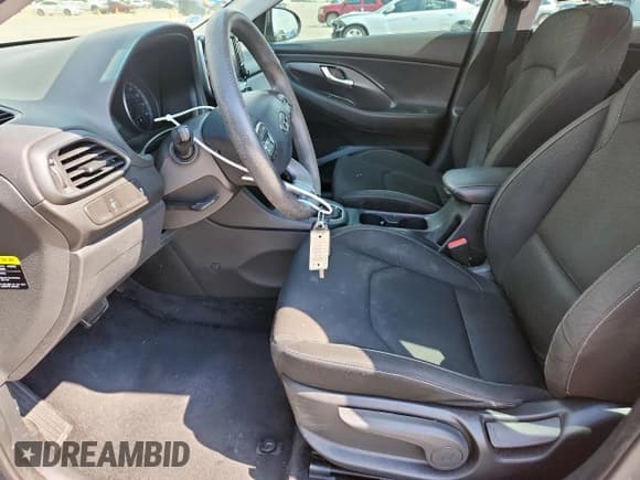✅ 2018 Hyundai Elantra • VIN: KMHH35LE6JU068999 • Lot: 84794135. Listed on Copart with 61,270 mi. Free auction sales archive from the USA and detailed vehicle history report at DreamBid. Image 7.
