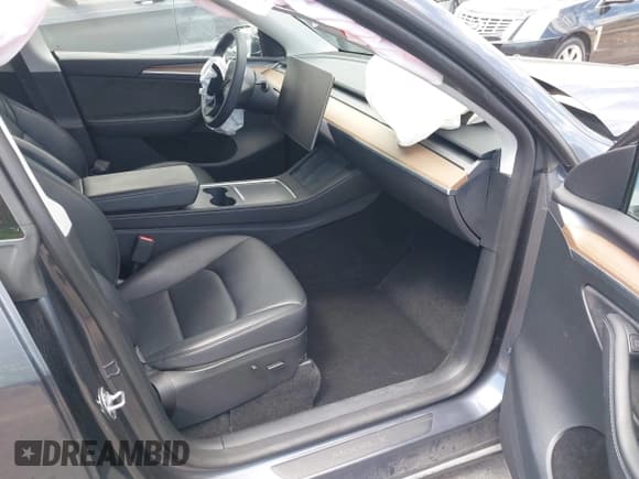 ✅ 2023 Tesla Model Y Long Range • VIN: 7SAYGDEE7PF852113 • Lot: 42315136. Listed on IAAI with 44,057 mi. Free auction sales archive from the USA and detailed vehicle history report at DreamBid. Image 5.