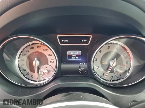 ✅ 2016 Mercedes-Benz GLA 250 • VIN: WDCTG4GB3GJ240584 • Лот: 95519025. Опубликован ранее на Copart с пробегом 123 585 миль. Бесплатный доступ к архиву аукционных продаж из США и подробный отчёт об истории автомобиля на DreamBid. Изображение 9.