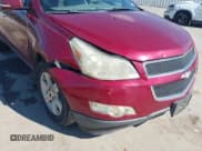 ✅ 2011 Chevrolet Traverse 2LT • VIN: 1GNKVJED7BJ230909 • Lot: 43449416. Wystawiony na IAAI z przebiegiem 201 797 mil. Bezpłatny archiwum sprzedaży aukcyjnych z USA i szczegółowy raport historii pojazdu na DreamBid. Zdjęcie 6.