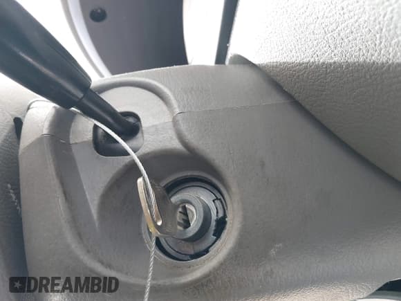 ✅ 2005 Kia Rio • VIN: KNADC125356379472 • Лот: 41685248. Опубликован ранее на IAAI с пробегом 175 338 миль. Бесплатный доступ к архиву аукционных продаж из США и подробный отчёт об истории автомобиля на DreamBid. Изображение 11.