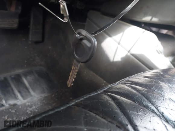 ✅ 2004 Chevrolet Monte Carlo SS Supercharged • VIN: 2G1WZ121749337345 • Lot: 43777098. Wystawiony na IAAI z przebiegiem 146 360 mil. Bezpłatny archiwum sprzedaży aukcyjnych z USA i szczegółowy raport historii pojazdu na DreamBid. Zdjęcie 11.