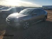 ✅ 2020 Honda Civic LX • VIN: 19XFC2F67LE006057 • Лот: 86825875. Опубликован ранее на Copart с пробегом 121 719 миль. Бесплатный доступ к архиву аукционных продаж из США и подробный отчёт об истории автомобиля на DreamBid. Изображение 1.