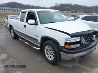 ✅ 2001 Chevrolet Silverado 1500 LS • VIN: 2GCEK19T811301866 • Lot: 41695144. Wystawiony na IAAI z przebiegiem 90 481 mil mil. Skorzystaj z bezpłatnego archiwum sprzedaży aukcyjnych z USA i zobacz szczegółowy raport historii pojazdu na DreamBid. Zdjęcie 1.