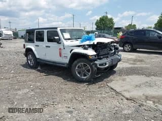 ✅ 2020 Jeep Wrangler Unlimited Sahara • VIN: 1C4HJXEN3LW259581 • Lot: 42556495. Listed on IAAI with 99,582 mi. Free auction sales archive from the USA and detailed vehicle history report at DreamBid. Image 1.