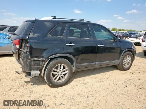 ✅ 2014 Kia Sorento LX • VIN: 5XYKT3A64EG515900 • Lot: 84643455. Listed on Copart with 129,839 mi. Free auction sales archive from the USA and detailed vehicle history report at DreamBid. Image 3.