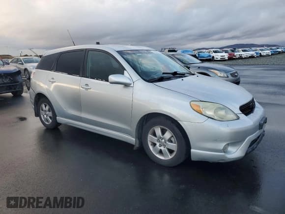 ✅ 2005 Toyota Matrix XR • VIN: 2T1LR30E05C390613 • Lot: 91686875. Listed on Copart with 124,168 mi. Free auction sales archive from the USA and detailed vehicle history report at DreamBid. Image 4.