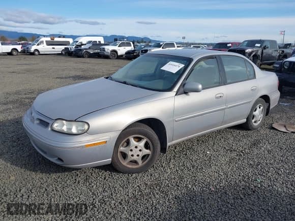 ✅ 1999 Oldsmobile Cutlass GLS • VIN: 1G3NG52M4X6319701 • Lot: 41616474. Wystawiony na IAAI z przebiegiem 177 667 mil. Bezpłatny archiwum sprzedaży aukcyjnych z USA i szczegółowy raport historii pojazdu na DreamBid. Zdjęcie 2.