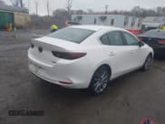 ✅ 2021 Mazda 3 Select • VIN: JM1BPABL4M1319578 • Лот: 43771777. Опубликован ранее на IAAI с пробегом 83 317 миль. Бесплатный доступ к архиву аукционных продаж из США и подробный отчёт об истории автомобиля на DreamBid. Изображение 4.