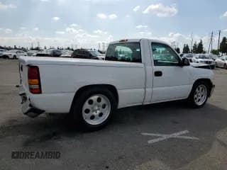 ✅ 2001 Chevrolet Silverado 1500 LS • VIN: 1GCEC14T41Z311631 • Лот: 77953594. Опубликован ранее на Copart с пробегом 201 051 миль. Бесплатный доступ к архиву аукционных продаж из США и подробный отчёт об истории автомобиля на DreamBid. Изображение 3.