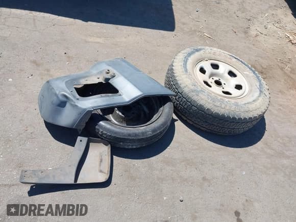 ✅ 2006 Nissan Xterra SE • VIN: 5N1AN08W56C551011 • Lot: 42876225. Listed on IAAI with Not provided. Free auction sales archive from the USA and detailed vehicle history report at DreamBid. Image 12.