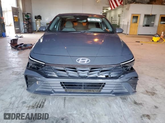 ✅ 2024 Hyundai Elantra SEL • VIN: KMHLM4DG0RU675154 • Lot: 91286785. Wystawiony na Copart z przebiegiem 42 862 mil. Bezpłatny archiwum sprzedaży aukcyjnych z USA i szczegółowy raport historii pojazdu na DreamBid. Zdjęcie 5.