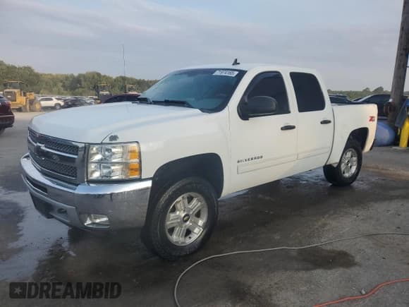 ✅ 2012 Chevrolet Silverado 1500 LT • VIN: 1GCPKSE70CF125981 • Lot: 71974165. Listed on Copart with 216,243 mi. Free auction sales archive from the USA and detailed vehicle history report at DreamBid. Image 1.