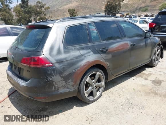 ✅ 2016 Volkswagen Golf TSI S • VIN: 3VWC17AU1GM503786 • Lot: 42120980. Wystawiony na IAAI z przebiegiem 162 996 mil. Bezpłatny archiwum sprzedaży aukcyjnych z USA i szczegółowy raport historii pojazdu na DreamBid. Zdjęcie 4.