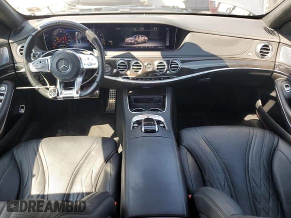 ✅ 2019 Mercedes-Benz S 63 AMG • VIN: WDDUG8JB9KA479064 • Lot: 69260874. Listed on Copart with 111,984 mi. Free auction sales archive from the USA and detailed vehicle history report at DreamBid. Image 8.