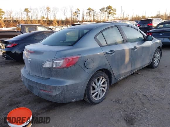 ✅ 2012 Mazda 3 i Touring • VIN: JM1BL1VG2C1509288 • Лот: 41309976. Опубликован ранее на IAAI с пробегом 150 736 миль. Бесплатный доступ к архиву аукционных продаж из США и подробный отчёт об истории автомобиля на DreamBid. Изображение 4.