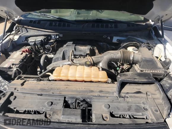 ✅ 2017 Ford F-150 XL • VIN: 1FTEW1EP1HFC55569 • Lot: 82557665. Wystawiony na Copart z przebiegiem 170 904 mil. Bezpłatny archiwum sprzedaży aukcyjnych z USA i szczegółowy raport historii pojazdu na DreamBid. Zdjęcie 11.