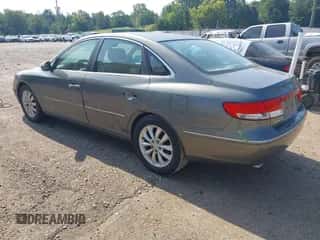 ✅ 2007 Hyundai Azera SE • VIN: KMHFC46F07A148167 • Лот: 42975590. Размещён на IAAI с пробегом 177 201 миль миль. Получите бесплатный доступ к архиву аукционных продаж из США и посмотрите подробный отчёт об истории автомобиля на DreamBid. Изображение 3.