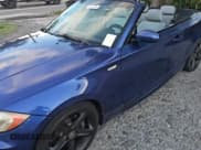 ✅ 2009 BMW 1 Series 135i • VIN: WBAUN93569VK41024 • Лот: 70248175. Опубликован ранее на Copart с пробегом 127 226 миль. Бесплатный доступ к архиву аукционных продаж из США и подробный отчёт об истории автомобиля на DreamBid. Изображение 11.