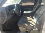 ✅ 2006 Chevrolet Silverado 2500HD LT3 • VIN: 1GCHK23D36F221167 • Lot: 86684725. Wystawiony na Copart z przebiegiem 404 036 mil. Bezpłatny archiwum sprzedaży aukcyjnych z USA i szczegółowy raport historii pojazdu na DreamBid. Zdjęcie 7.